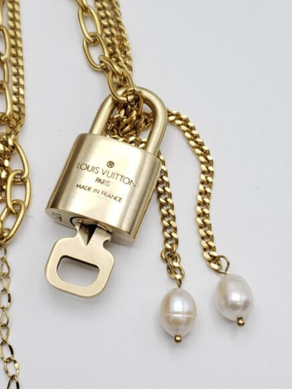 Stainless Steel Gold-Plated Necklace with Authentic Louis Vuitton Padlock - Picture 8 of 15